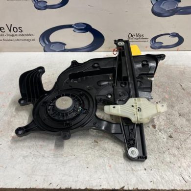 Citroen Berlingo 1.5 BlueHDi 130 Ruitmechaniek 4Deurs links-voor 2021 9830335880