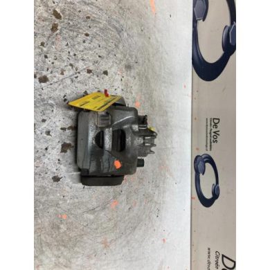 Citroen C4 1.2 PureTech 130 12V Remklauw (Tang) rechts-voor HNS 2021 1681371480