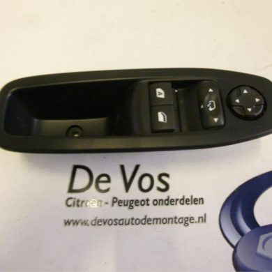Peugeot 208 1.6 16V THP 155 Combischakelaar ramen 2013 96758210ZD