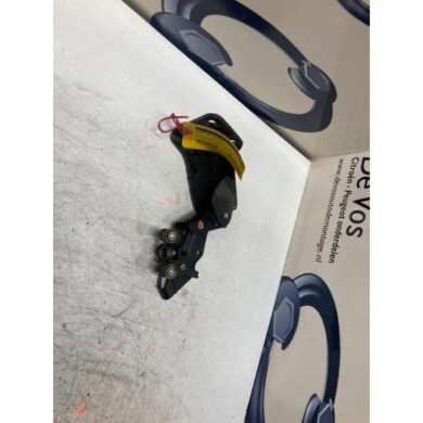 Peugeot 1007 1.6 GTI,Gentry 16V Sliding door roller, right 2008 9033Q2