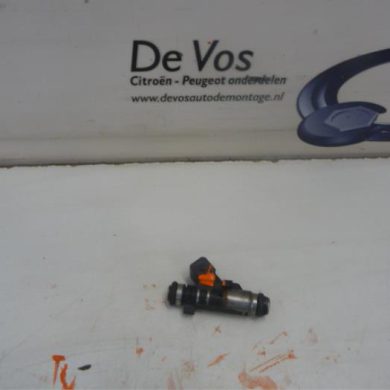 Peugeot 206 1.1 XN,XR Injector (petrol injection) HFZ 1999 1984C9
