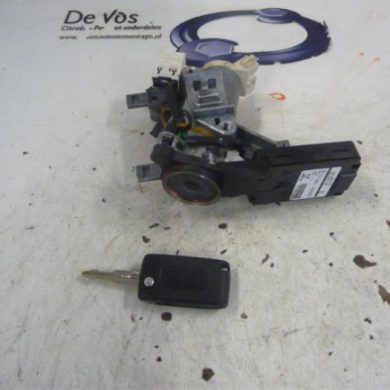 Peugeot 4007  Ignition lock + key 2009 4162LQ