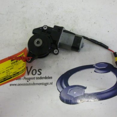 Peugeot 207 1.6 16V Sunroof motor 2007 8401QX