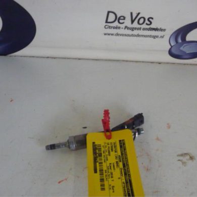 Citroen C3 Picasso  Injector (benzine injectie) HNZHN01 2016 9810335380