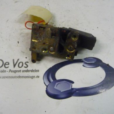 Peugeot 405  Door lock mechanism 4-door, front left 1993 913776