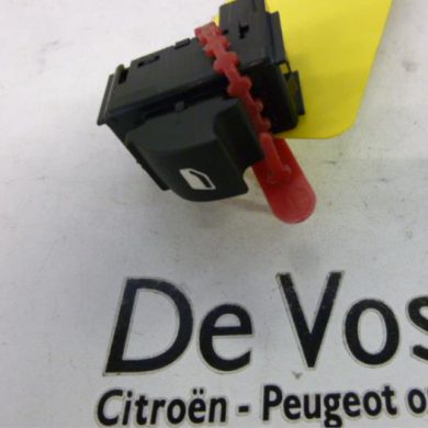 Citroen C4 1.6 e-HDI Electric window switch 2011 6490JZ