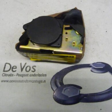 Citroen Saxo 1.1i X,SX Front seatbelt, left 1998 8973Y1