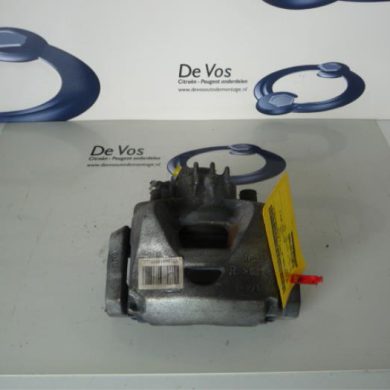 Citroen DS4 1.6 e-HDi 16V 115 Front brake calliper, right 9HD-9HD9H05 2013 4400V8