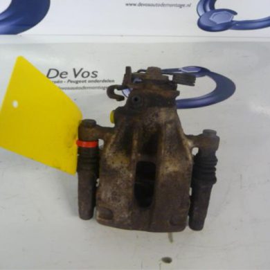 Peugeot 807 2.0 HDi 16V 120 Remklauw (Tang) rechts-achter RHK 2007 4401C9