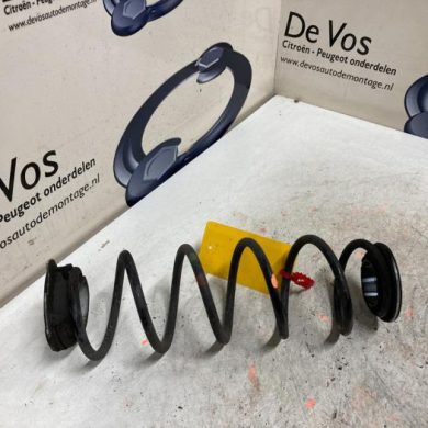 Opel Corsa  Schroefveer achter 2020 9828919580