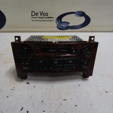 Peugeot 607  Radio/cassette player 2004 6560JG-6564NY