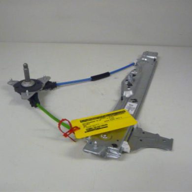 Peugeot 208 1.2 Vti 12V PureTech 82 Rear door window mechanism 4-door, right 2013 9673153880