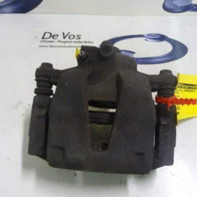 Peugeot Bipper 1.4 HDi Remklauw (Tang) rechts-voor 8HS 2010 4401S4-4401P7