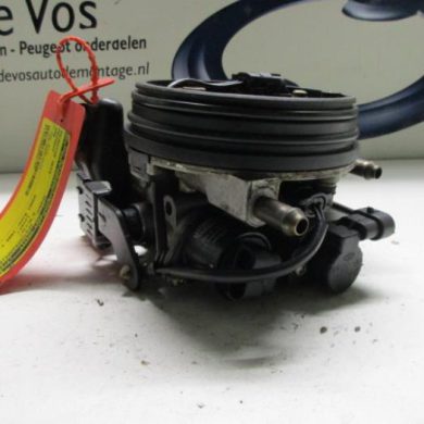 Peugeot 306 1.4 XN,XR,XA,XRA Injector housing KDX 1994 1920V1