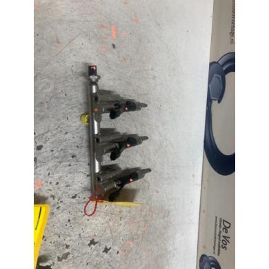 Peugeot 208  Injector (petrol injection) HNK 2020 9822715980-9811353880