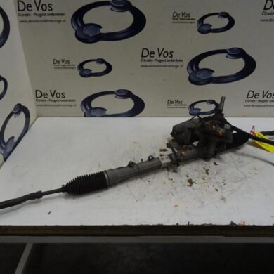 Peugeot 308 1.6 BlueHDi 120 Power steering box 2014 1638538280