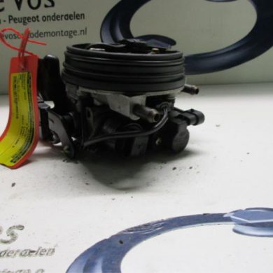 Peugeot 306 1.4 XN,XR,XA,XRA Injectiehuis KDX 1995 1920V1