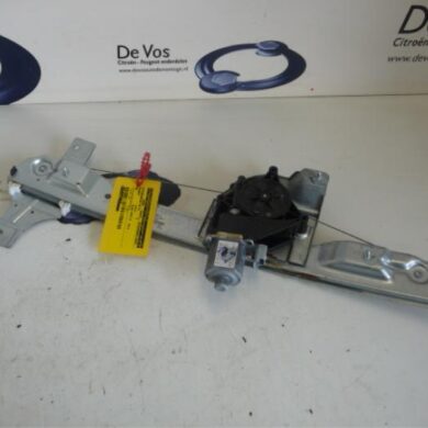 Peugeot 208  Ruitmechaniek 4Deurs links-voor 2013 9673154480