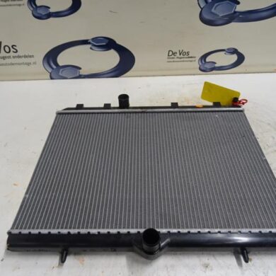 Peugeot 5008  Radiator RHH-RHHRH02 2015 133391-1333A2