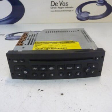Peugeot 206 1.4 16V Radio CD player 2004 6564RT-6564C3