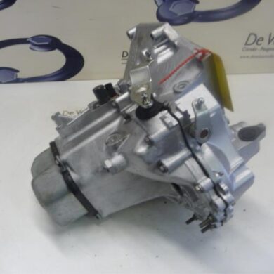 Peugeot 208  Gearbox HMZHM01 2013 9803846280-9678376580 20CR03