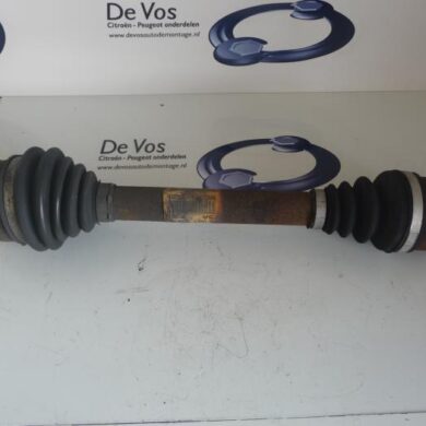 Peugeot 308 1.6 16V THP 150 Aandrijfas links-voor 5FX 2008 3272LG-3272TZ-3272VA 20DP41