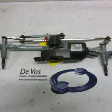 Peugeot 1007 1.4 Front wiper motor 2005 6405Q8
