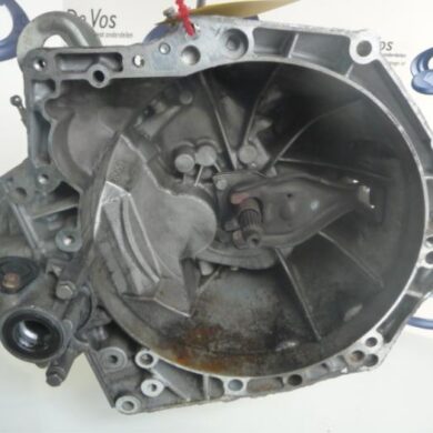 Citroen C3 Picasso 1.4 16V VTI 95 Versnellingsbak 8FS 2009 223167-2232A1 20DP59