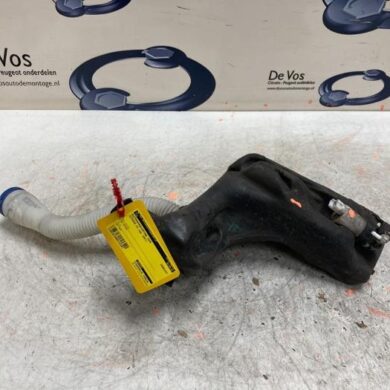 Citroen C4 1.6 16V Ruitensproeiertank voor 2007 6431F8