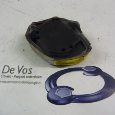 Citroen C5 3.0 V6 24V Rear seatbelt, right 2001 8974KF