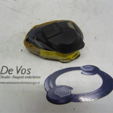 Peugeot 406 1.8 S,SL,ST,STX 16V Veiligheidsgordel links-achter 1997 8974EE