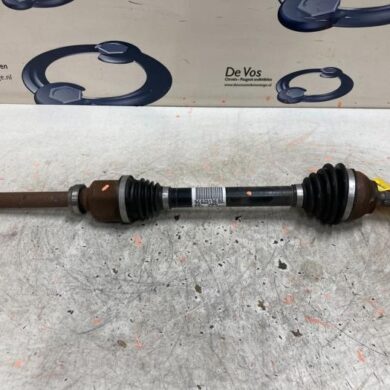 Peugeot 208  Front drive shaft, right 5GR 2017 3273VK-3273VL-9677211480 20EA73