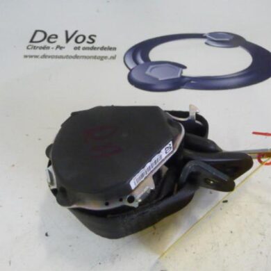Peugeot 2008  Rear seatbelt, right 2013 96781656XY