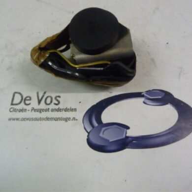 Peugeot 605 2.0 SRi Veiligheidsgordel rechts-achter 1992 8971YY