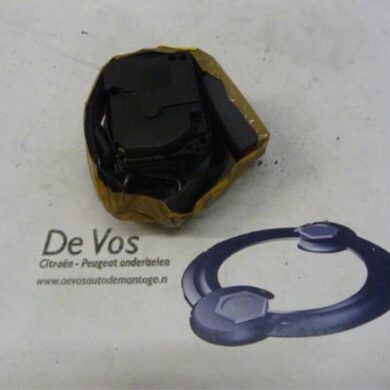 Citroen Xsara  Rear seatbelt, centre 2002 8974KZ