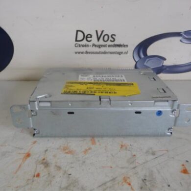 Peugeot 208  Radio 2014 1613467480