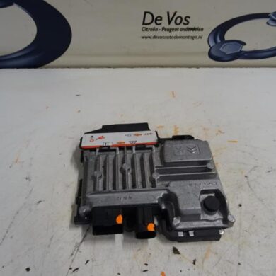 Peugeot 2008  Start/Stop computer HNYHN02 2016 9810858280