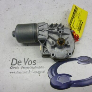 Peugeot 308 1.6 HDi Front wiper motor 2011 6405HY