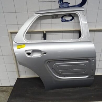 Citroen C4 Cactus  Rear door 4-door, right 2015 9801070080