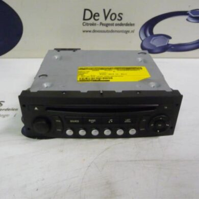 Peugeot 3008 1.6 HDiF 16V Radio CD player 2012 16108009XT