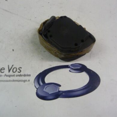 Citroen C5 1.8 16V Rear seatbelt, left 2002 8974KE