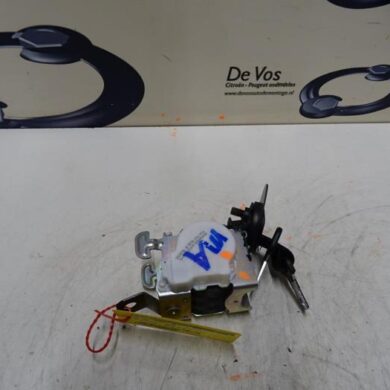 Citroen C5 Aircross  Rear seatbelt, centre 2019 98223660XX