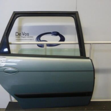 Citroen C5 2.0 16V Tür 4-türig rechts hinten 2002 9008J2