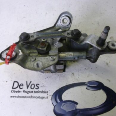 Peugeot 407 2.0 HDiF 16V Front wiper motor 2004 6405GL