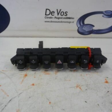 Peugeot 3008  Switch 2014 98084606ZD