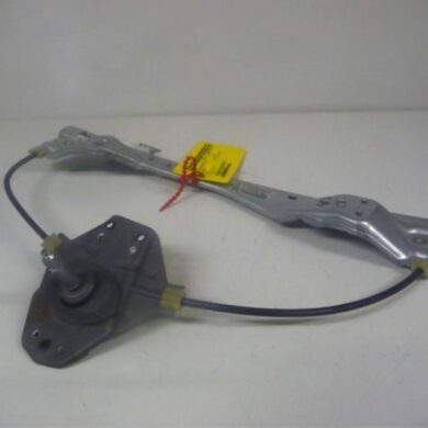 Peugeot 308 1.6 VTI 16V Rear door window mechanism 4-door, left 2008 9223C7