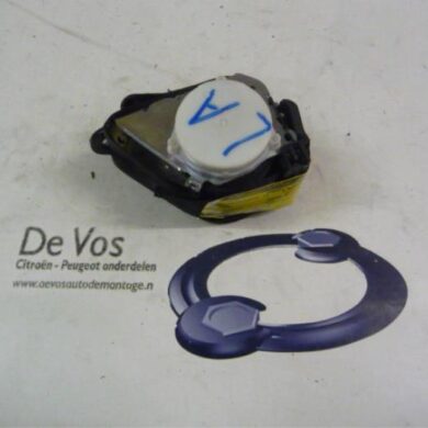 Citroen C5  Rear seatbelt, left 2008 8975S0