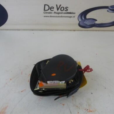 Citroen Saxo 1.1i X,SX Front seatbelt, right 1999 8973Y2