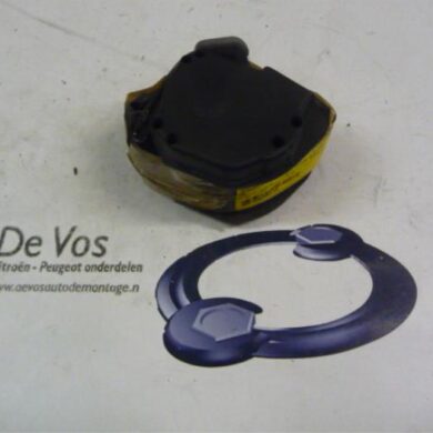 Citroen C5 2.0 16V Rear seatbelt, left 2004 8974KF