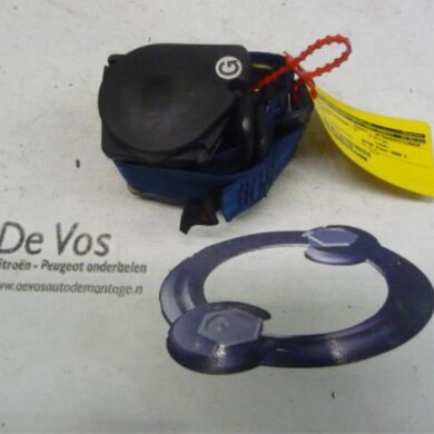 Citroen Saxo 1.1i X,SX Rear seatbelt, left 2000 8973HN